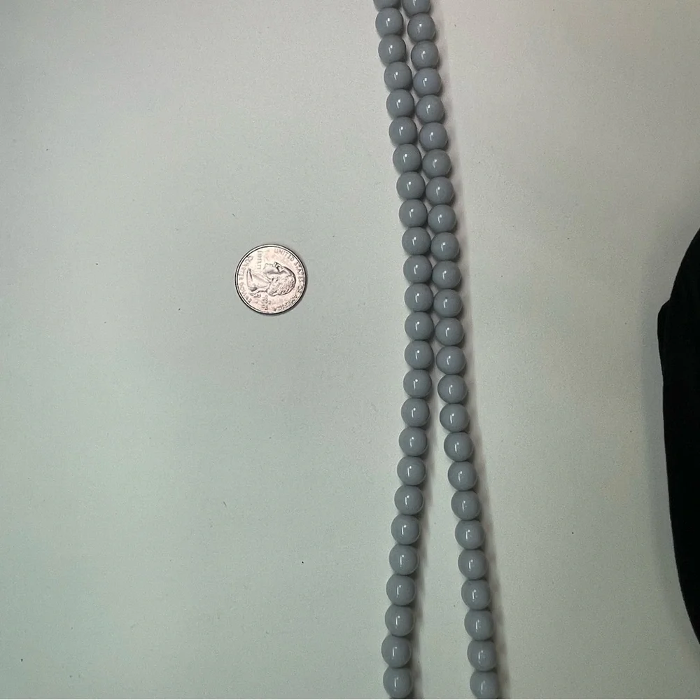 Vintage 1980s Gray Beaded Necklace